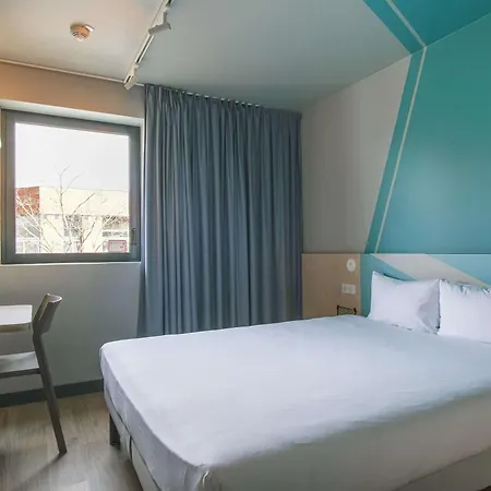 Ibis Budget Toulouse Labege Exterior photo